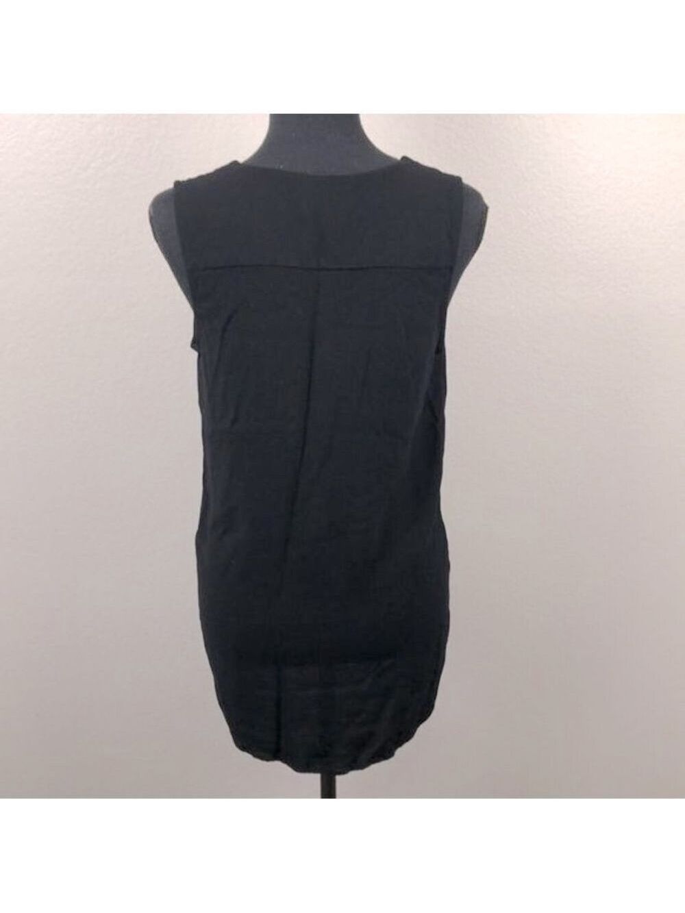 Witchery Black Sleeveless Blouse V-Neck Round Hem Pleated Tunic Tank Top 8 - Picture 5 of 11
